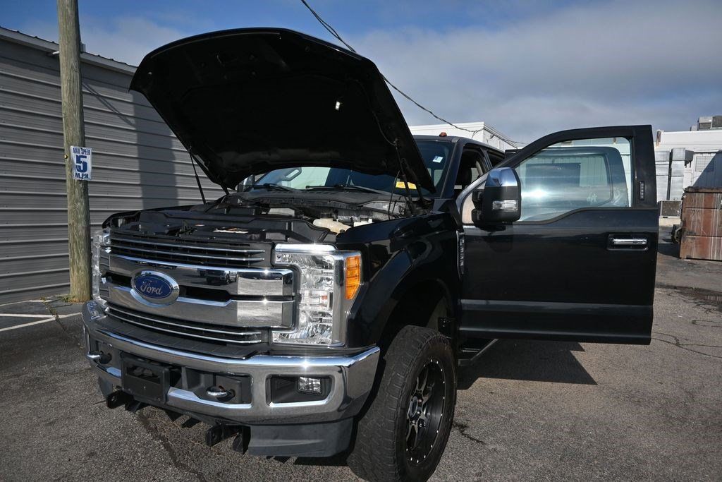 Used 2017 Ford F350 Lariat AWD/4WD image 26