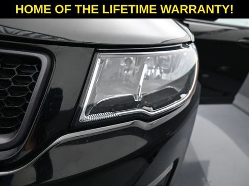 Used 2021 Jeep Compass Latitude AWD/4WD image 52