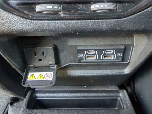 Certified 2023 Jeep Grand Cherokee L Overland AWD/4WD image 18