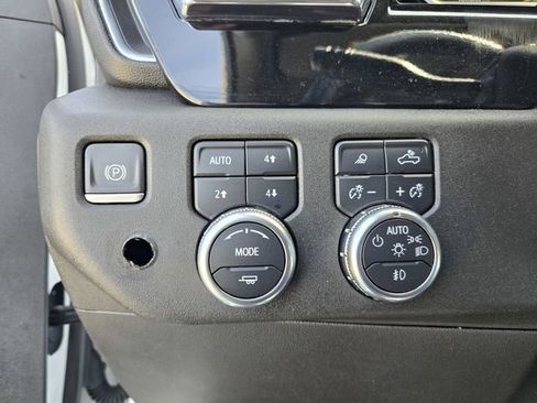 Used 2023 GMC Sierra 1500 SLT w/ SLT Convenience Package image 22