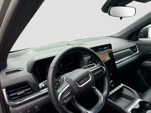 Certified 2026 GMC Terrain Elevation w/ Elevation Premium Package FWD image 11