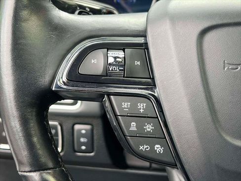 Used 2024 Lincoln Navigator Black Label AWD/4WD image 25