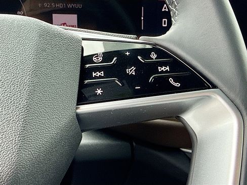 New 2025 Audi Q5 Premium AWD/4WD image 37