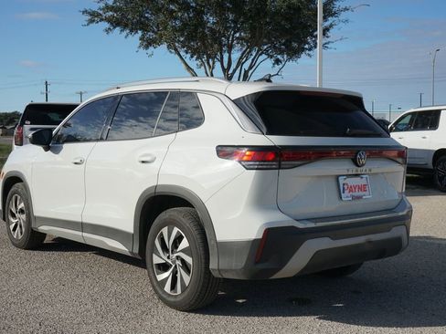 Used 2025 Volkswagen Tiguan S image 10