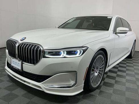 Used 2021 BMW ALPINA B7 xDrive w/ Luxury Rear Seating Package image 2