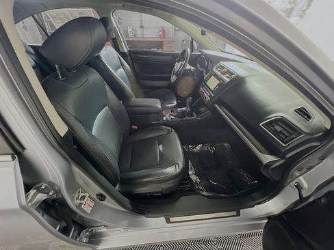 Used 2016 Subaru Legacy 2.5i Limited image 31