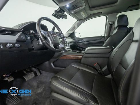 Used 2020 GMC Yukon SLT AWD/4WD image 10