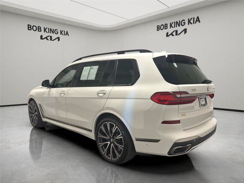 Used 2021 BMW X7 M50i w/ Executive Package AWD/4WD image 3