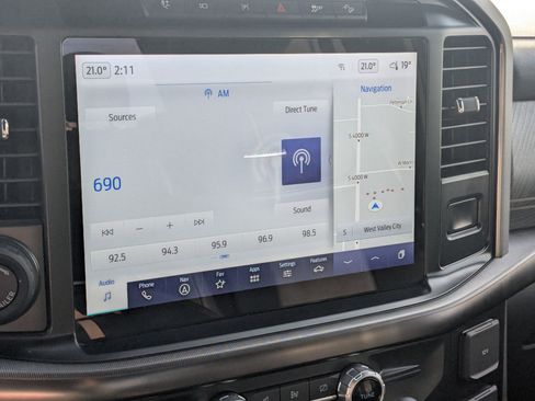 Used 2022 Ford F150 Platinum w/ Max Trailer Tow Package image 23