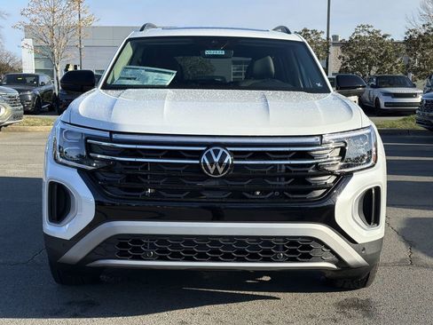 New 2026 Volkswagen Atlas Peak Edition AWD/4WD image 8