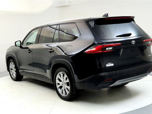 Used 2024 Toyota Grand Highlander Limited image 4