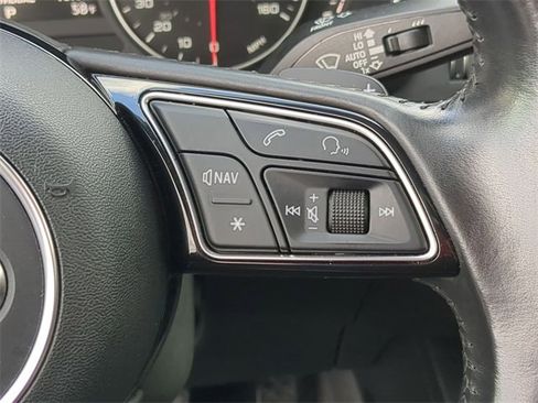 Used 2017 Audi A4 2.0T Premium image 22
