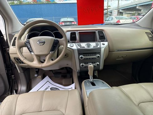 Used 2014 Nissan Murano SL w/ Navigation Package AWD/4WD image 12