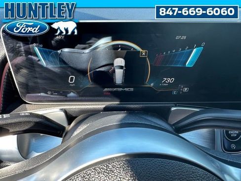 Used 2021 Mercedes-Benz GLB 35 AMG 4MATIC image 29