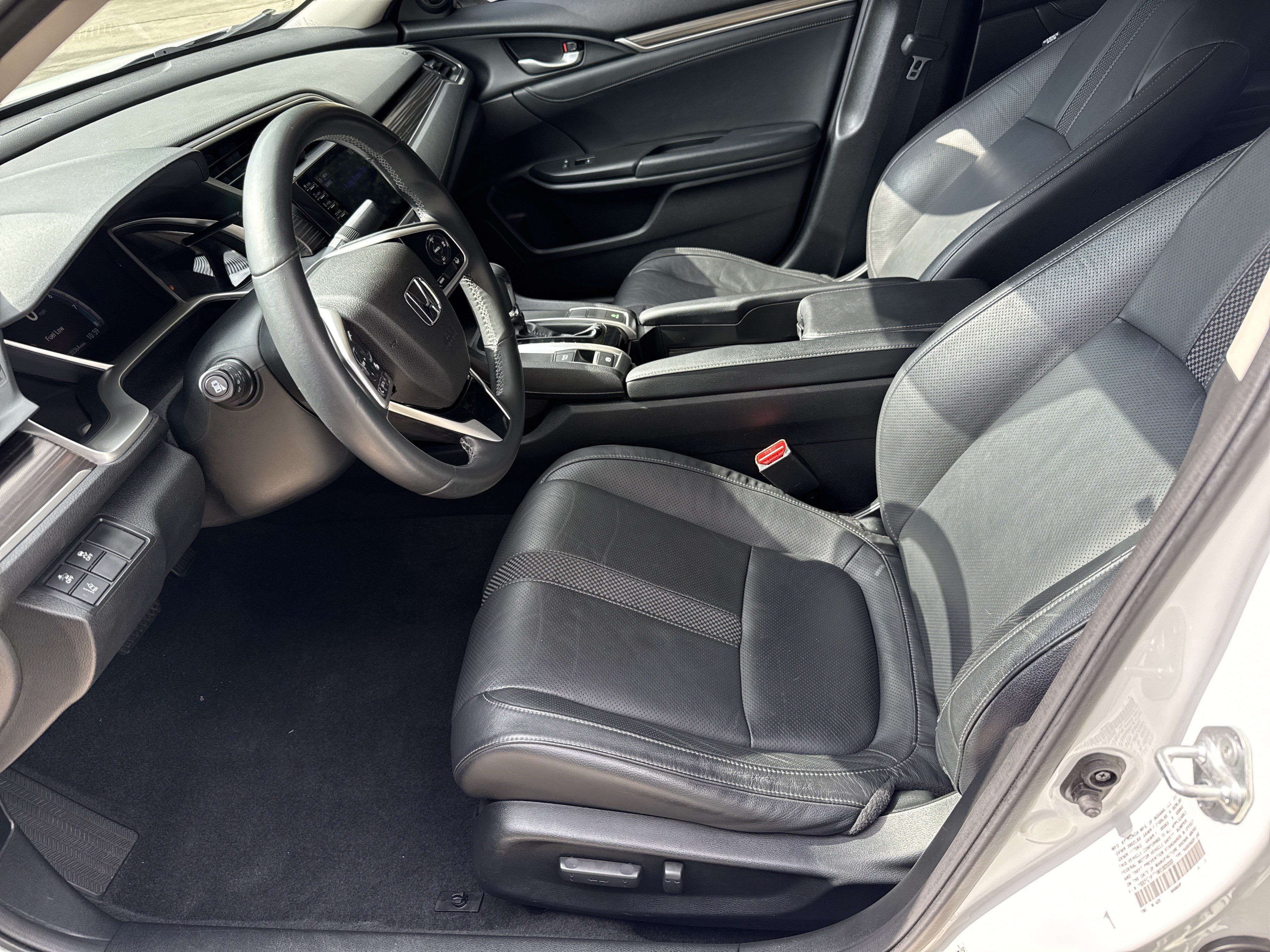 Used 2021 Honda Civic EX-L image 9