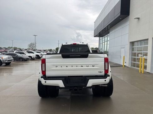 Used 2020 Ford F350 Platinum image 4