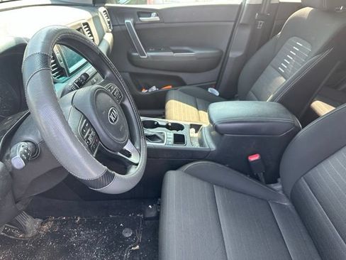 Used 2019 Kia Sportage LX w/ LX Popular Package AWD/4WD image 12