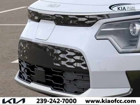 New 2026 Kia Niro Wind FWD image 12