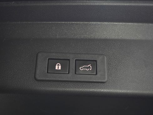 Used 2023 Subaru Ascent Limited w/ Technology Package AWD/4WD image 12