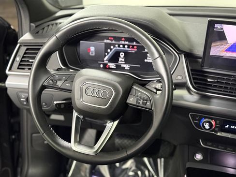 Used 2025 Audi Q5 2.0T Premium w/ Convenience Plus Package AWD/4WD image 12