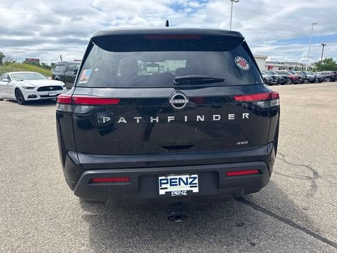 Used 2023 Nissan Pathfinder S AWD/4WD image 6