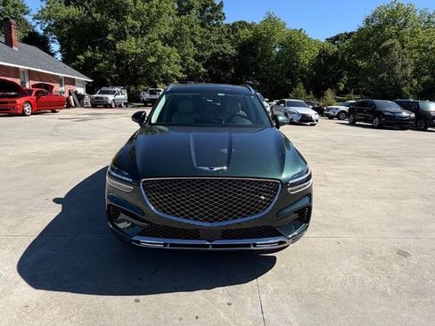Used 2022 Genesis GV70 2.5T w/ Select Package AWD/4WD image 9