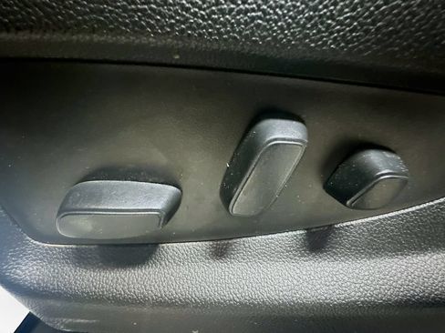 Used 2020 Chevrolet Tahoe Premier RWD image 36