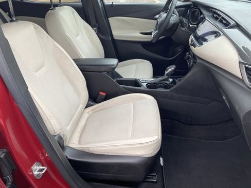 Used 2021 Buick Encore GX Select image 24