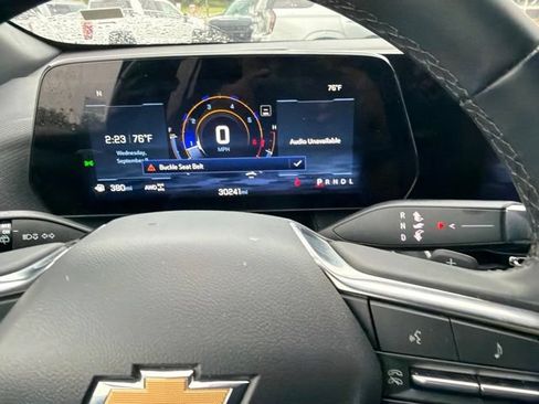 Used 2026 Chevrolet Equinox LT AWD/4WD image 40
