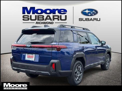 Used 2026 Subaru Outback Premium AWD/4WD image 2