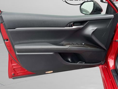 Used 2023 Toyota Camry XSE image 28