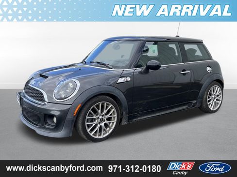 Used 2013 MINI Cooper S image 2