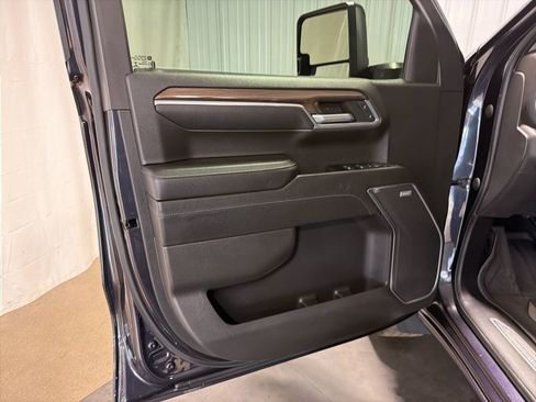 Certified 2022 Chevrolet Silverado 1500 RST w/ Convenience Package II image 4