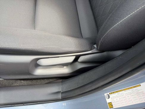 Used 2023 Toyota Corolla LE image 14