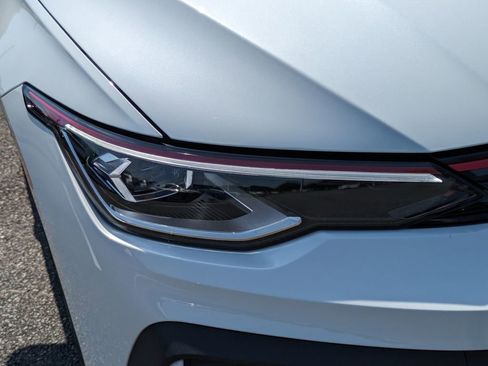 New 2025 Volkswagen GTI SE image 10