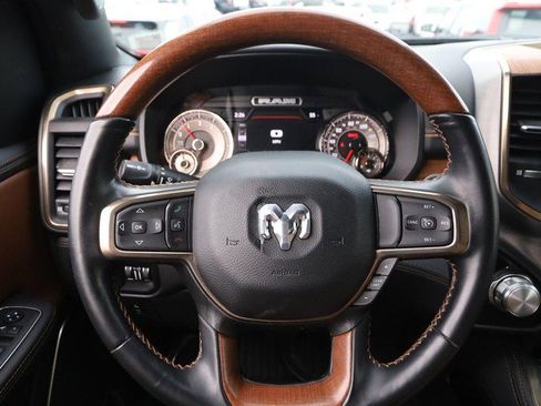 Used 2022 RAM 1500 Limited w/ Body Color Bumper Group image 9