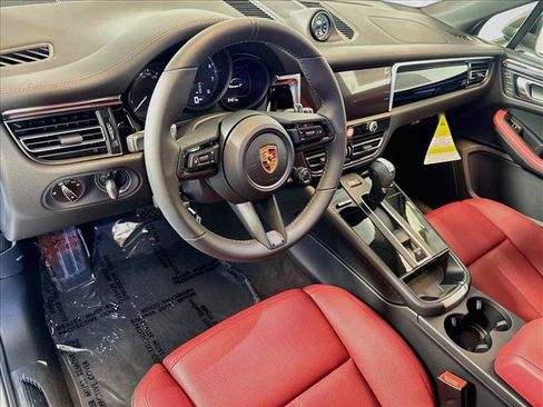 New 2026 Porsche Macan Turbo AWD/4WD image 4