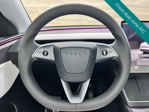 Used 2026 Tesla Model Y Long Range RWD image 4