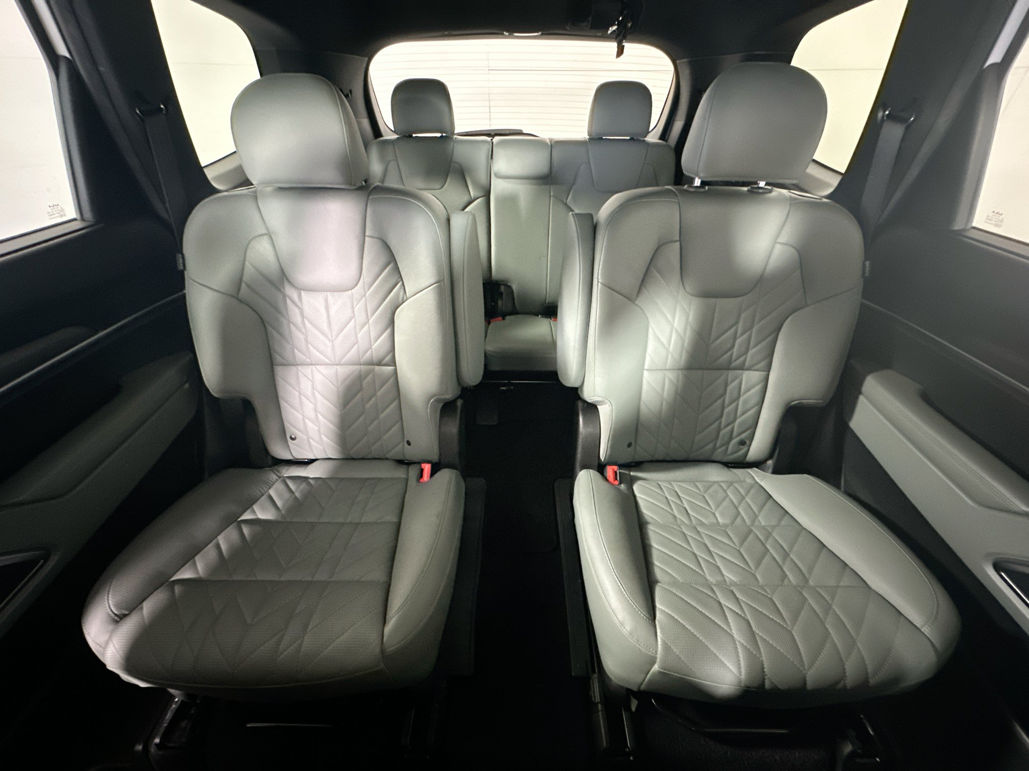 Used 2023 Kia Telluride SX X-Pro AWD/4WD image 30