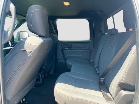 Used 2024 RAM 2500 Tradesman w/ Chrome Appearance Group AWD/4WD image 23