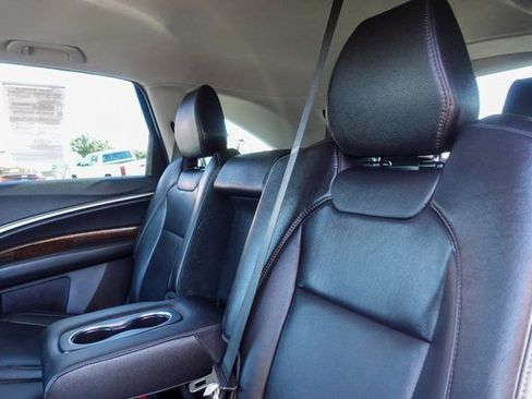 Used 2018 Acura MDX FWD image 25