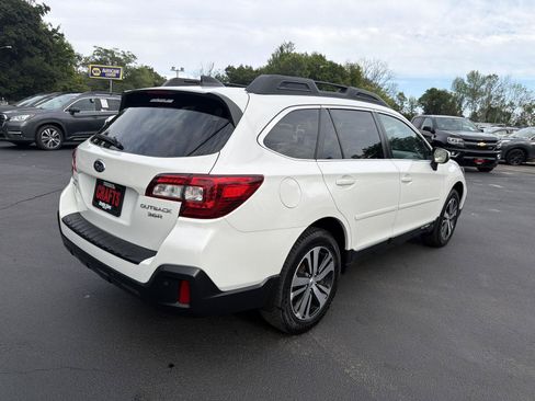 Used 2019 Subaru Outback 3.6R Limited AWD/4WD image 5