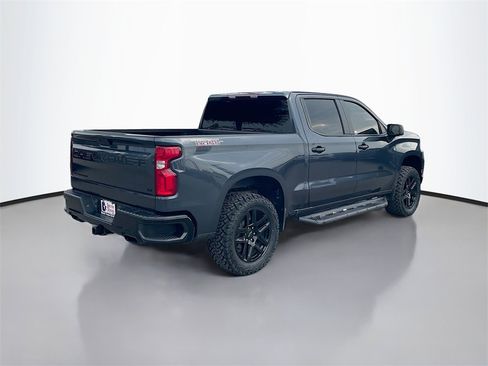 Used 2021 Chevrolet Silverado 1500 LT Trail Boss w/ LPO, Dark Essentials Package image 7