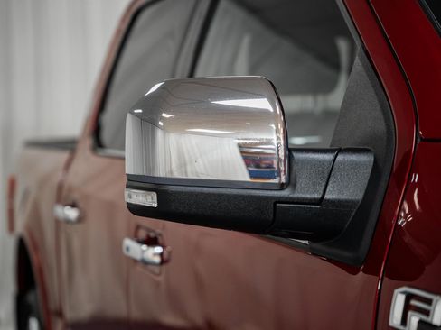 Used 2018 Ford F150 Platinum w/ Equipment Group 701A Luxury image 19