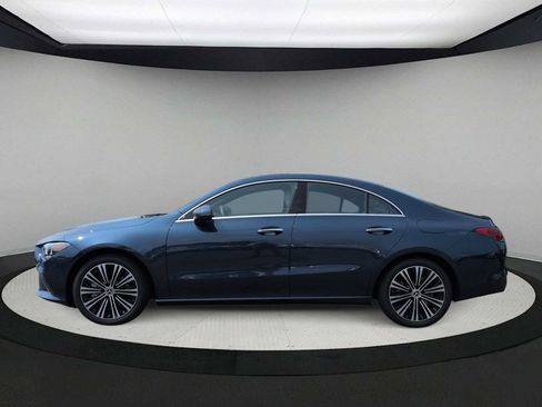 Used 2023 Mercedes-Benz CLA 250 4MATIC image 5