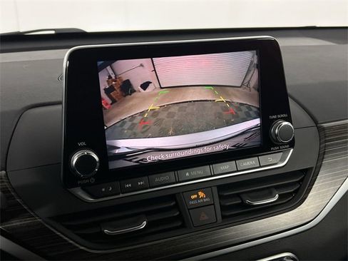 Used 2020 Nissan Altima 2.5 SL image 21