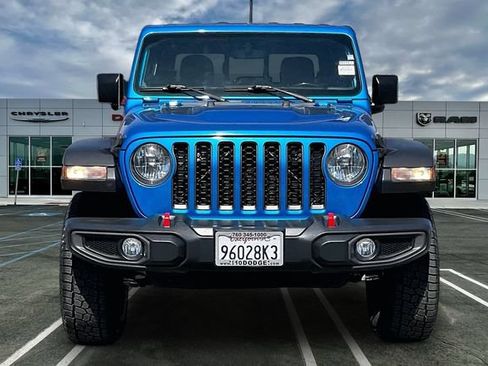 Used 2021 Jeep Gladiator Rubicon AWD/4WD image 2