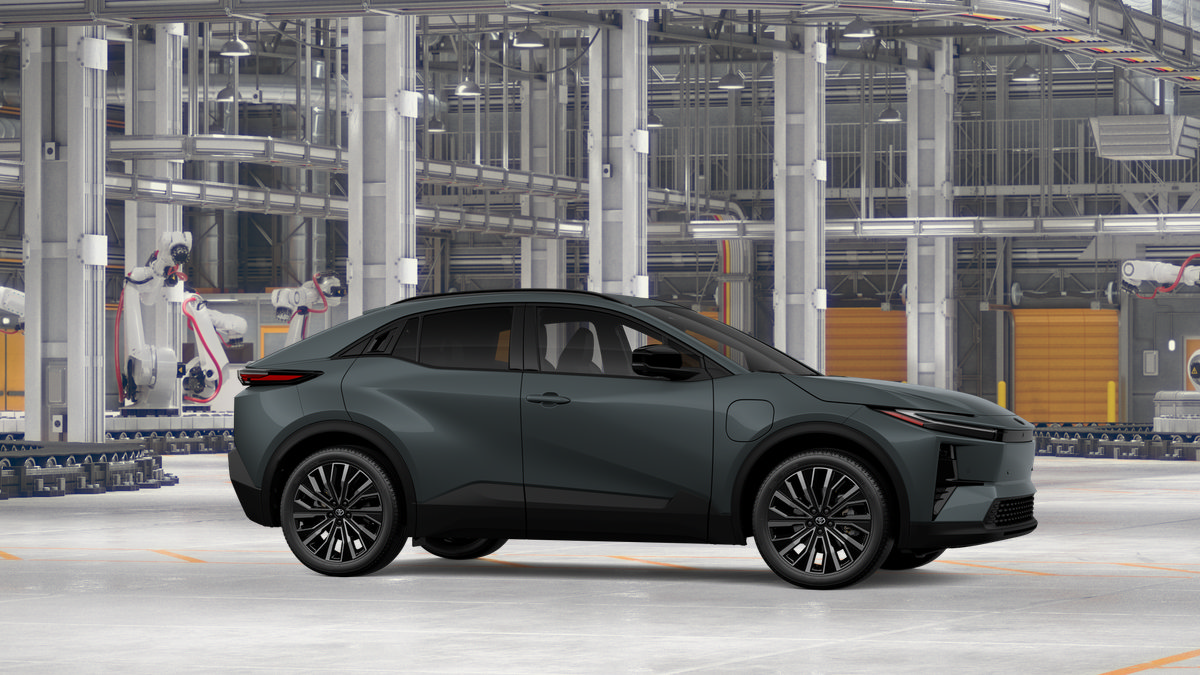 New 2027 Toyota C-HR AWD/4WD image 15