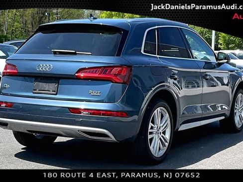 Used 2018 Audi Q5 Prestige w/ Prestige Package AWD/4WD image 2
