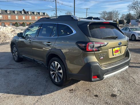 Used 2023 Subaru Outback Touring image 7